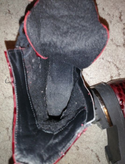 Ghete 100% din piele, marca Olivia