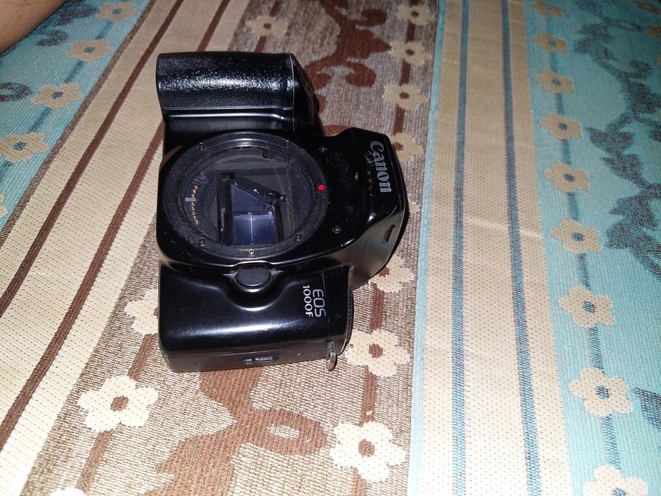 Canon 1000-F ,aparat foto, pentru piese