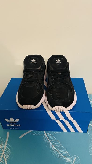 Adidas damă mărimea 36,5