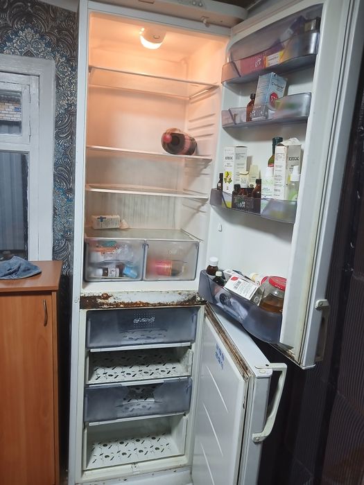 Холодильник б/у Бирюса