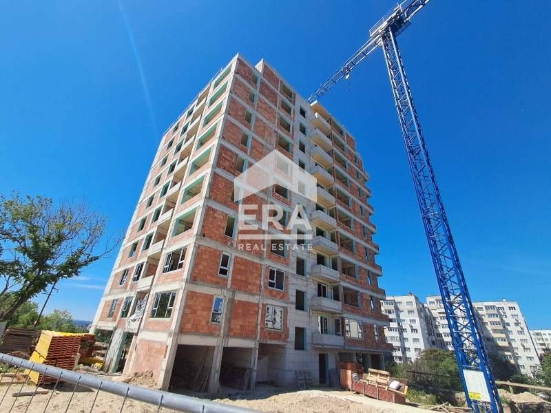 Двустаен южен апартамент за продажба, с големи стаи, в новострояща се