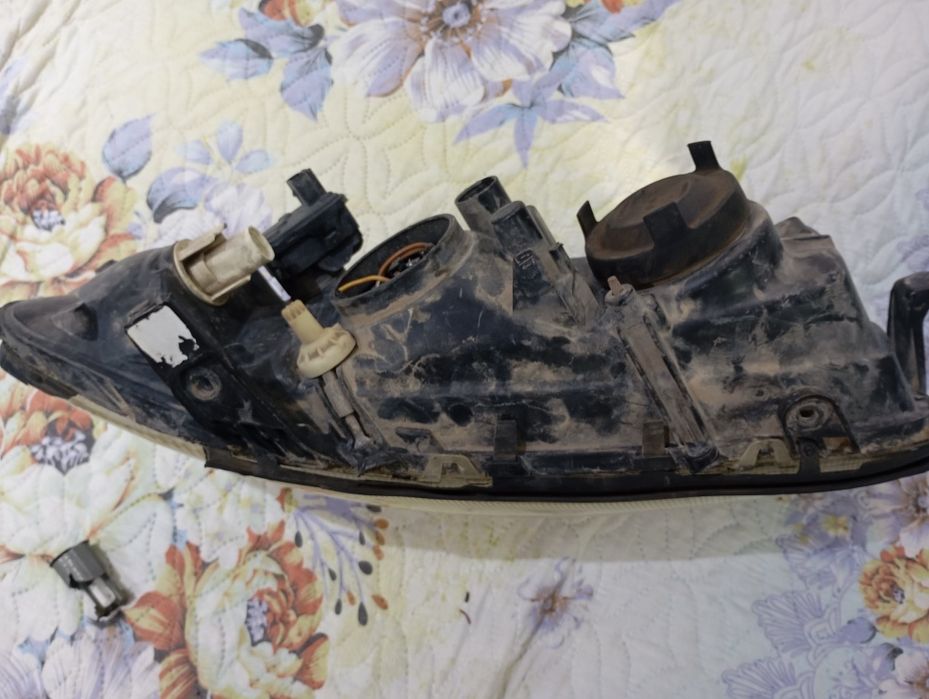 Фар опель омега б