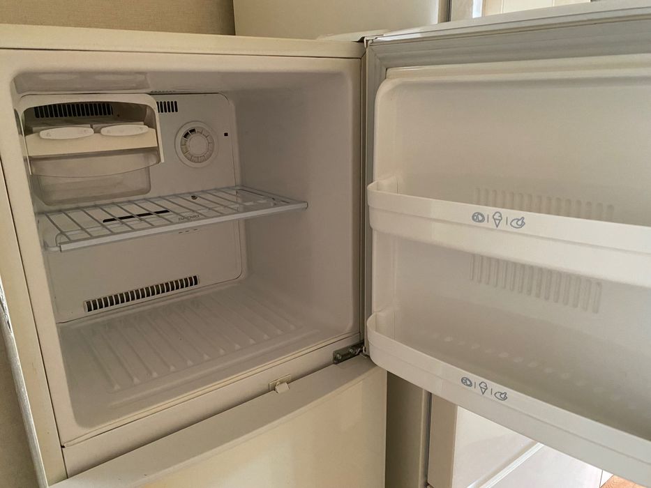 Холодильник LG б/у
