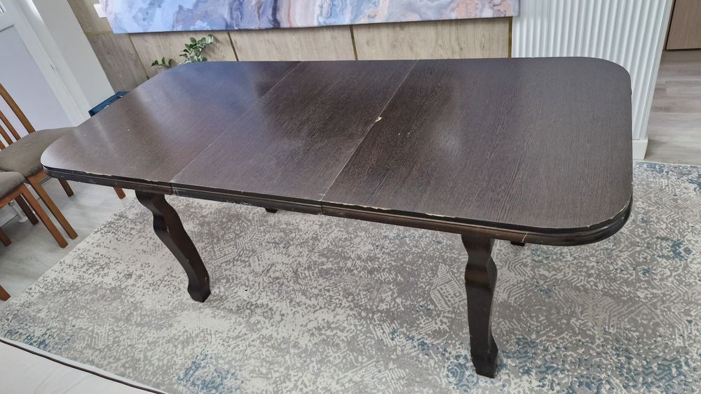 Стол красивый хороши