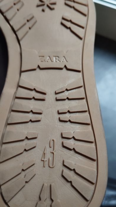 Zara кожени обувки size 43