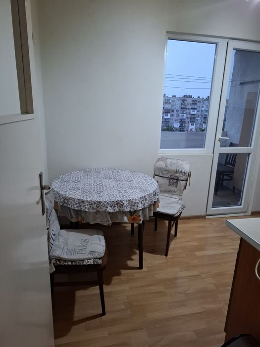 Дава се под наем Едностаен апартамент в Казанлък - 44 кв.м за 178.5 € - Снимка #3