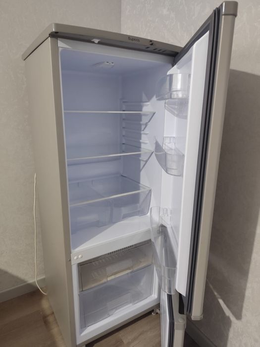 Холодильник "Бирюса"