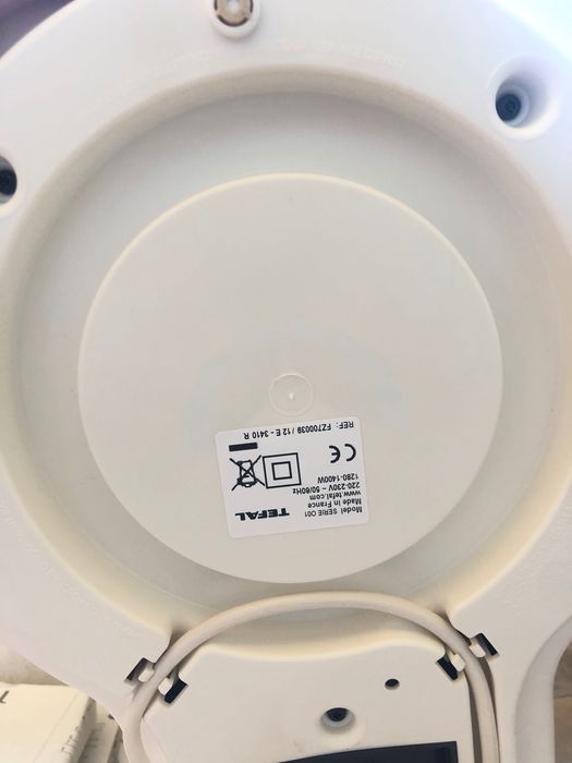 Фритюрник Tefal ActiFry Original (КАТО НОВ) – Пълен комплект с кутия и рецепти