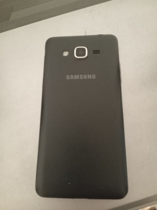 Продам телефон Samsung