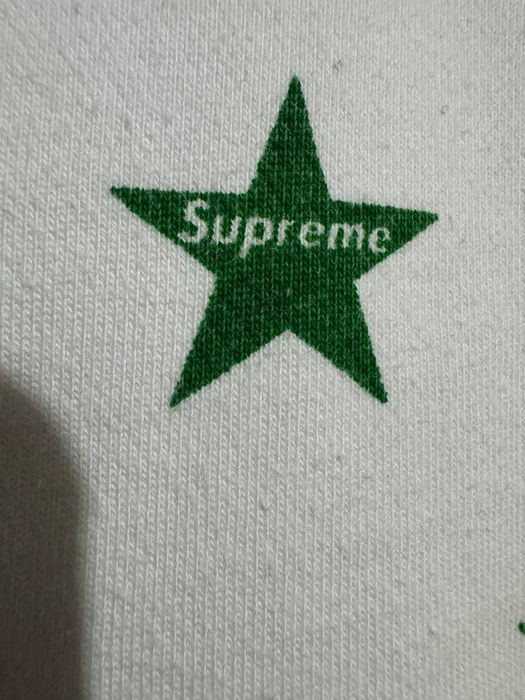Supreme Champion STAR CREWNECK.