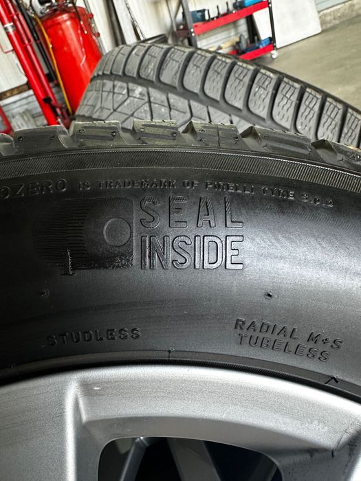 Vând set 4 roți iarnă VW