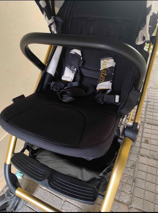 Лятна количка CHIPOLINO TWISTER 360° черна