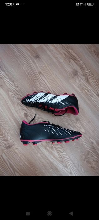 Crampoane Piele Adidas