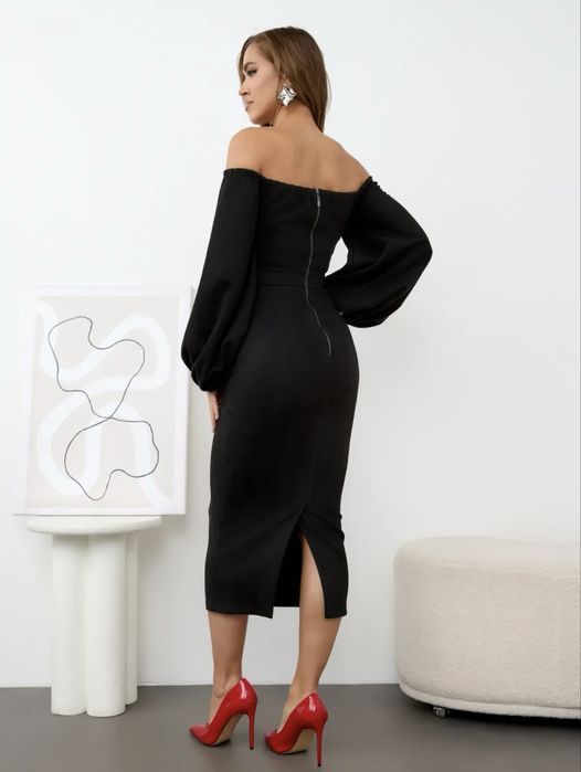 Продам платье черное