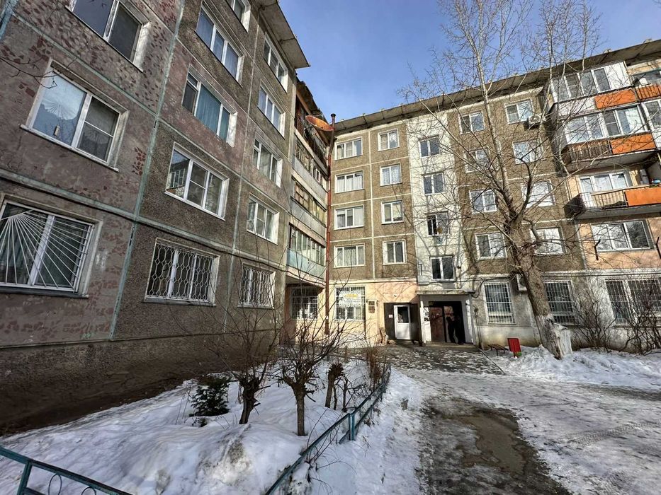 2х, К.Кайсенова, Ахметова, 12, 2 ЭТАЖ, 50м2, 1983г.п., можно в ипотеку