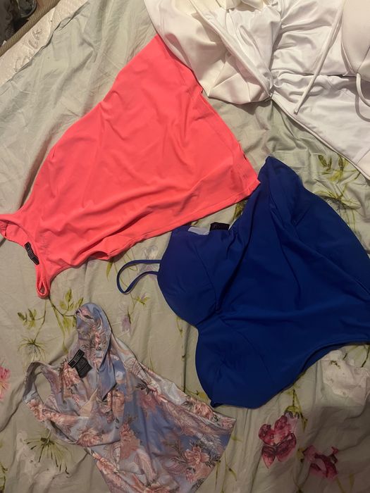 Alessa Потници и 1 рокля