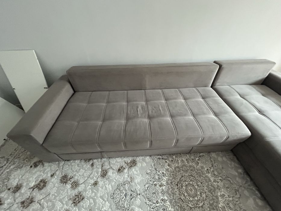 Диван угловой, БУ, в хорошем качестве