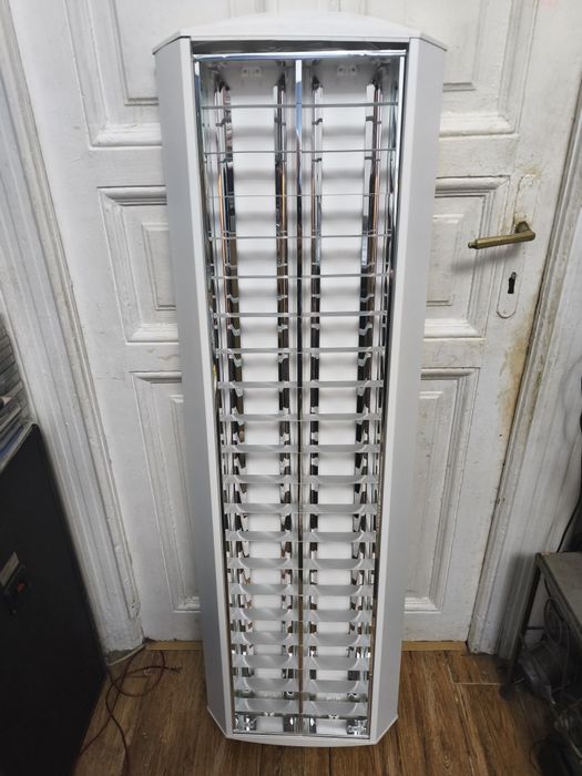 Tub fluorescent  nou, lampa  neon