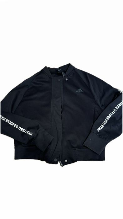 Връхни дрехи Adidas, Esprit, Mango, Superdry
