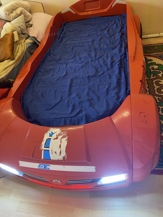 Кровать детская.