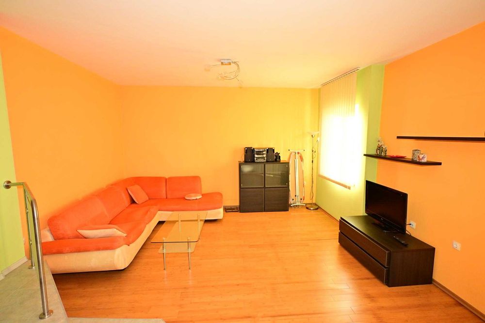 Дава се под наем Тристаен апартамент в Перник, Димова махала - 96 кв.м за 459 € - Снимка #2