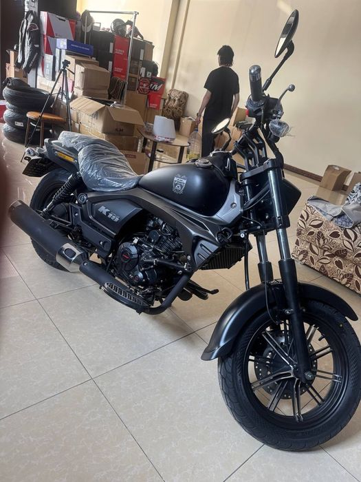 Мотоцикл Чопер бензиновый 200 куб Lifan K19 в рассрочку без взнос