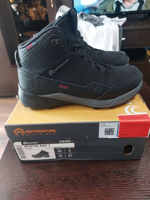 Зимняя обувь кроссовки