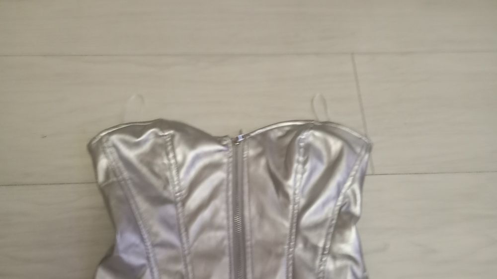 Корсет закупен от магазин New York