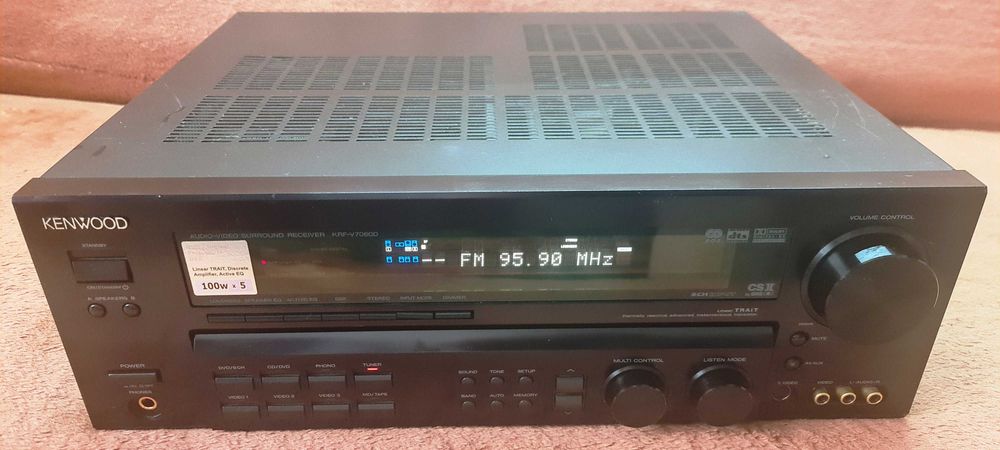 Kenwood KRF-V7060D 2X100W sau 5X110W pe 6-16 Ohm, finali sanken TRAIT