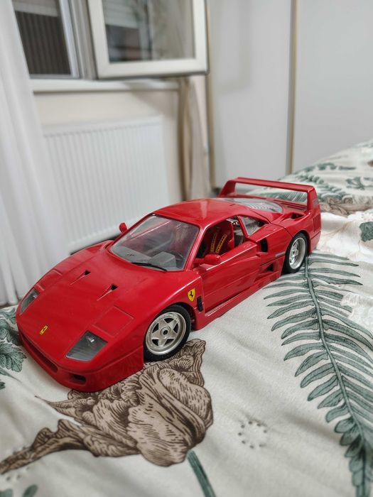 Mașina de colecție ferrari