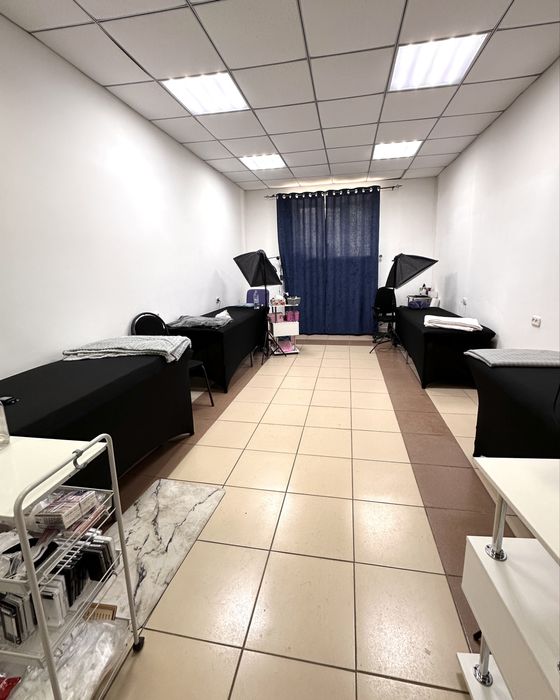 Аренда кушетки в салоне