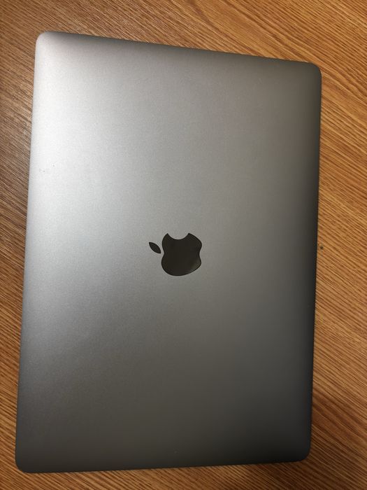 MacBook Pro M1 8/256GB