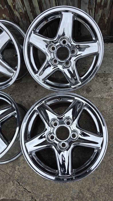 Оригинални 16" Chevrolet Camaro 1997 5x120.65 8j ET55 / 70.3 mm.
