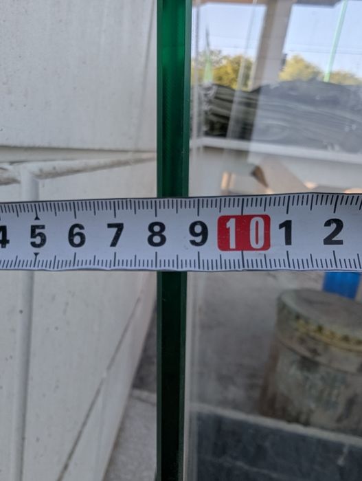 Стеклянные перегородки для душа
