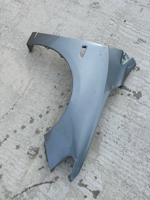 Monza radnoy kapot va o‘ng krelo