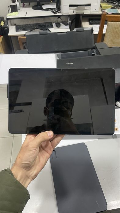 ·Новый Планшет Honor Pad X9 срочно