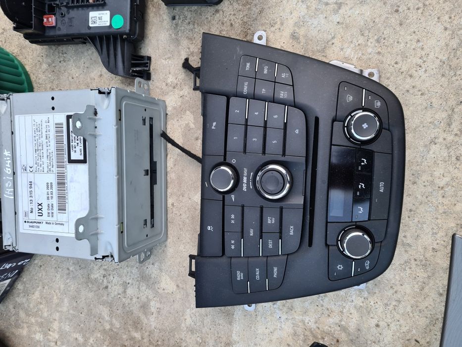 Airbag pasager,radio cd,panou sigurante,aeroterma  Opel Insignia A