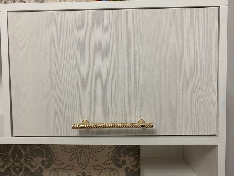 Продам школьный письменный стол