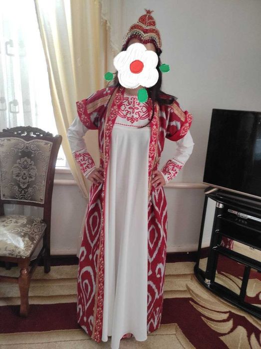 Продаются костюмы для невесты
