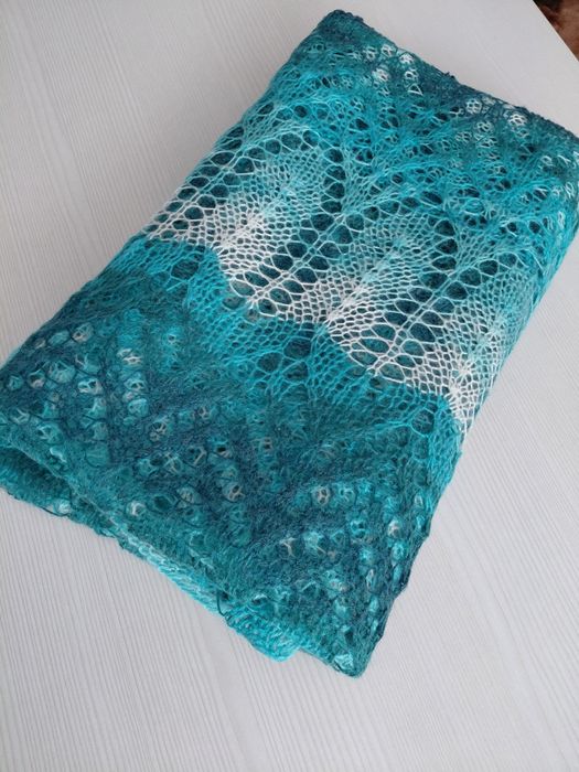 Ажурный палантин хэндмейд