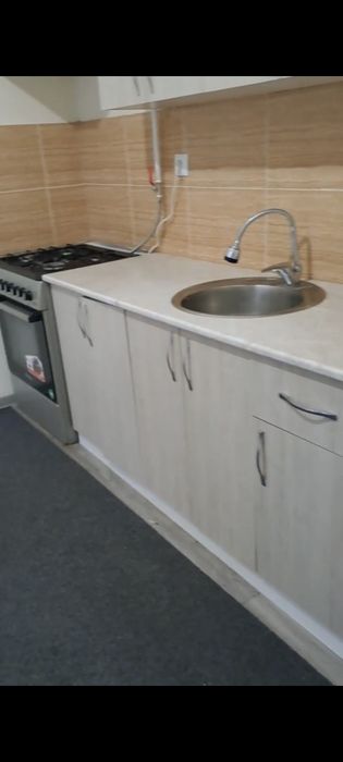 Карши ситидан 2 хоналик уй сотилади