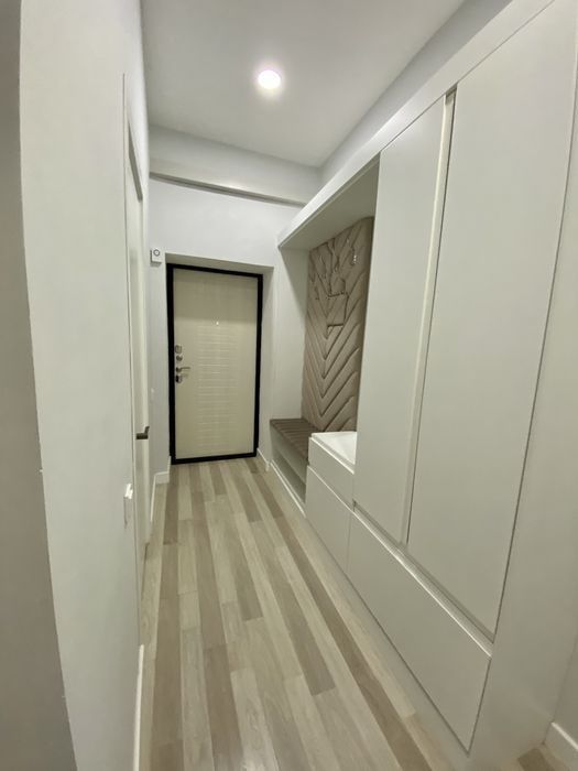 Люкс метро Ойбек