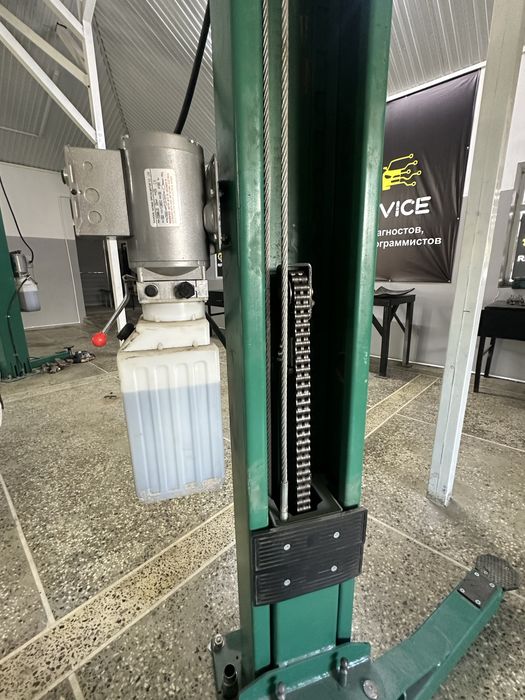 Подъемник для СТО