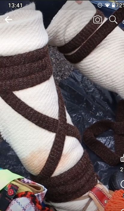 Връви, връвье, връвки, вързани за навои, навуща, за народна носия