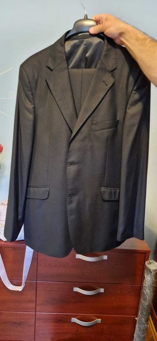 Costume HUGO BOSS/ARMANI in stare perfecta