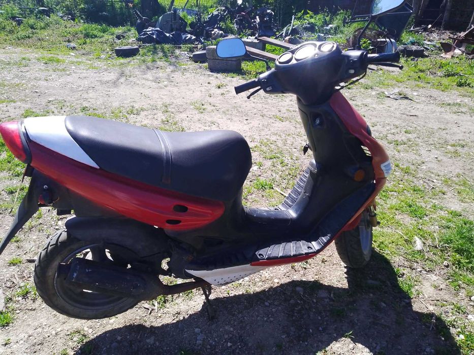 Scuter suzuki katana