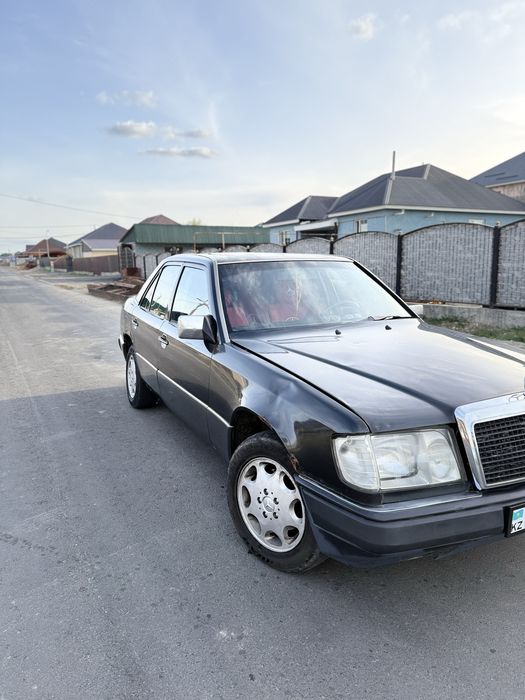 Продам мерседес w124 e230