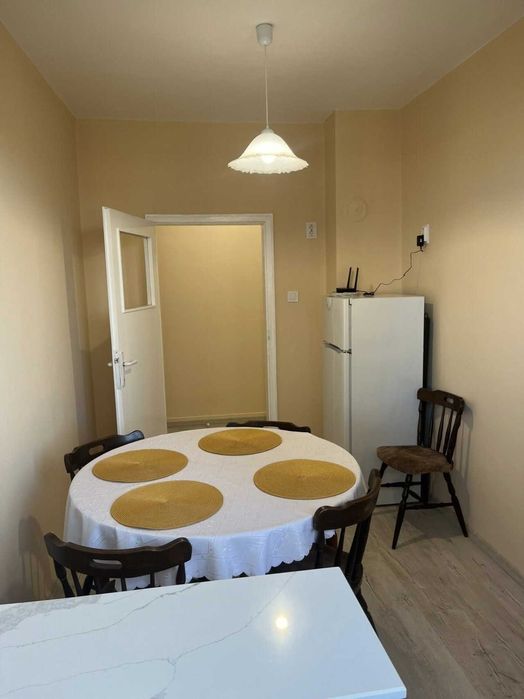 Дава се под наем Тристаен апартамент в Пловдив, Христо Смирненски - 70 кв.м за 425 € - Снимка #4