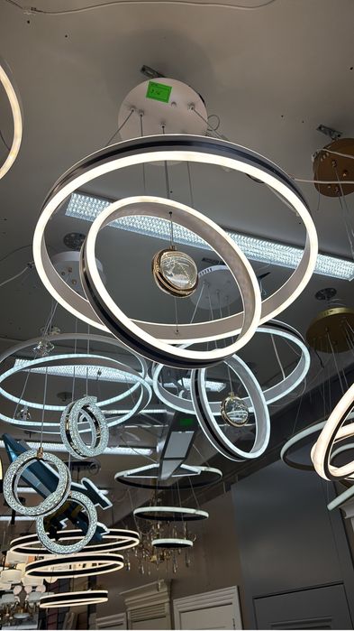 Качественное установка люстр,бра.