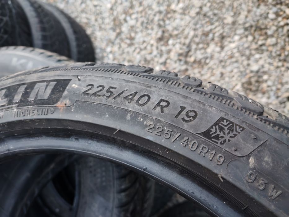 225 40 19,1buc iarna Michelin Pilot Alpin 5,7mm